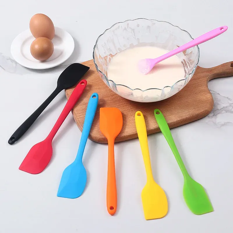 Spatule Silicone Multicolore Résistante à la Chaleur pour Pâtisserie