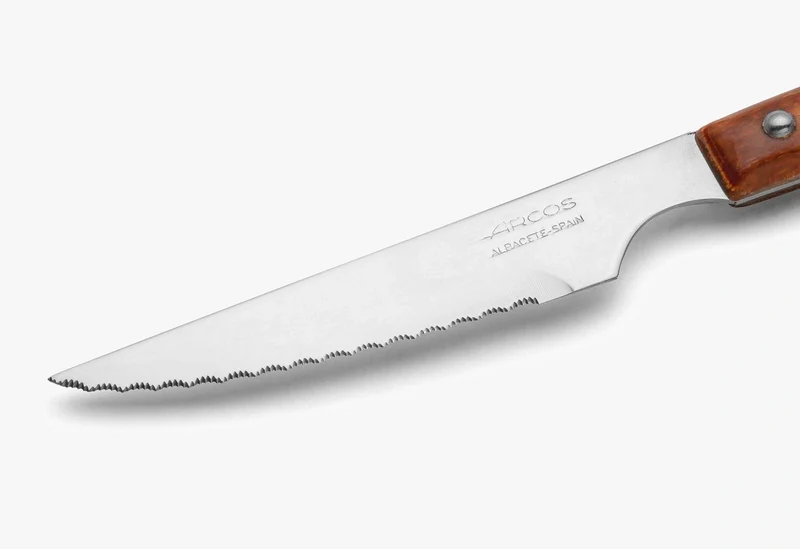 Set 6 Pzas. Cuchillo chuletero madera de haya comprimida filo con sierra 110 mm