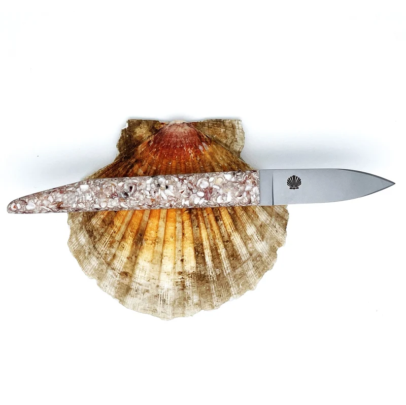 Grand couteau à huître manche en COQUILLES ST JACQUES