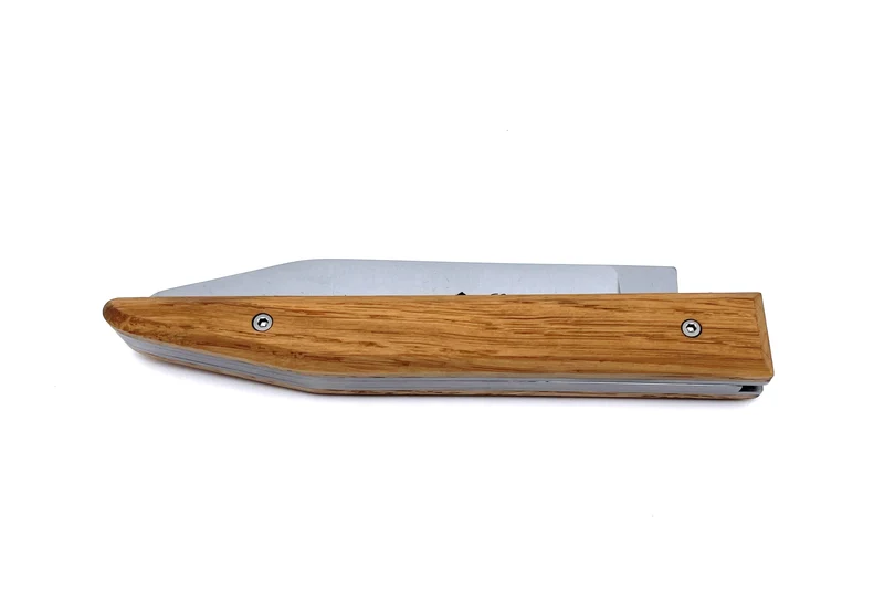 Couteau en chêne