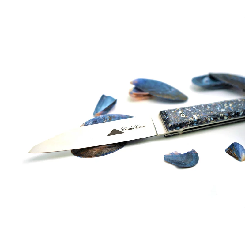 Couteau manche en coquilles de moules recyclées