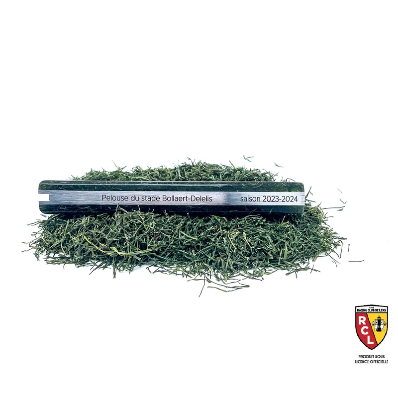 Couteau pliant RC LENS avec son manche en pelouse du stade Bollaert-Delelis 2024-2025 (SOUS LICENCE OFFICIELLE)