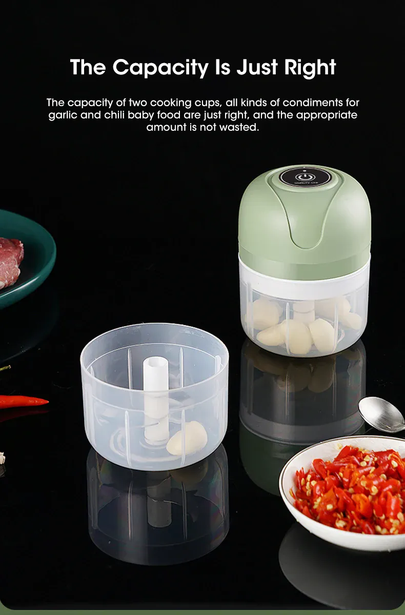 Mini Hachoir Électrique Sans Fil 250 ml — Rechargeable USB, Lame Inox 3 Feuilles