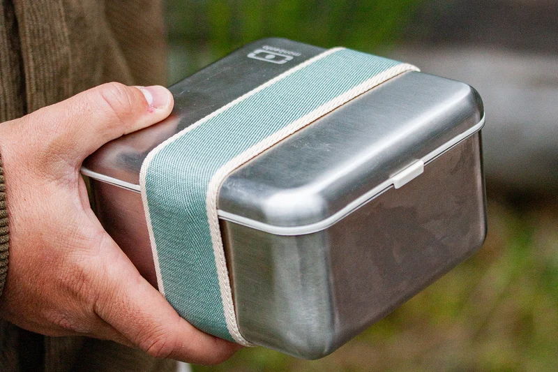 Lunch box en inox Monbento Sense L vert 1L pour micro-ondes