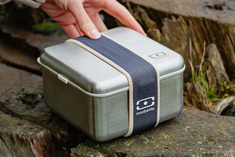 Lunch box en inox Monbento Sense L bleu 1L pour micro-ondes
