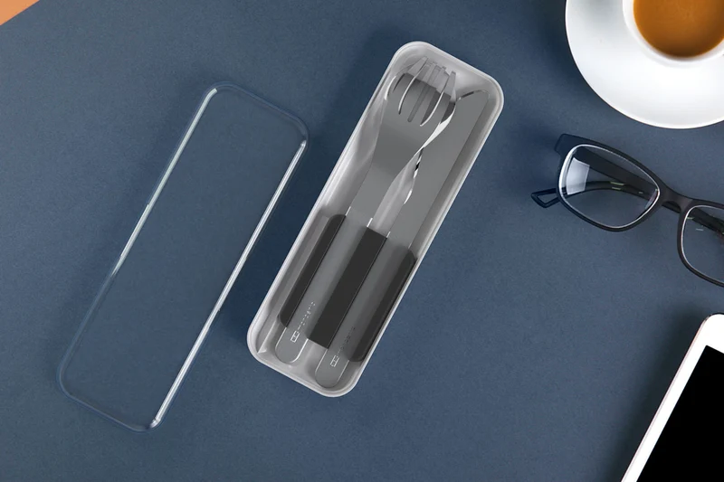 Set couverts nomades Monbento Slim Box noir