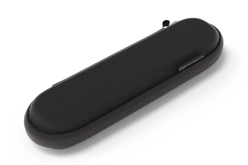 Set couverts nomades Monbento Slim Nest noir avec étui de rangement