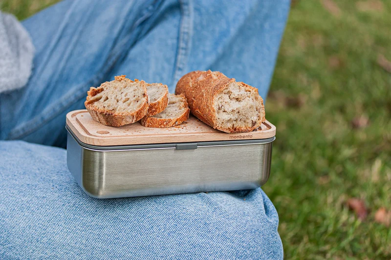 Planche à découper nomade Monbento MB Cut Original en bois de hêtre