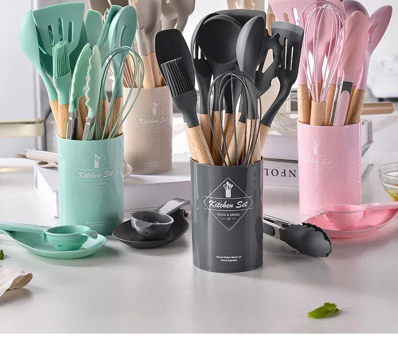 Set Ustensiles Silicone 12 Pieces avec Poignée en Bois - Cuisine