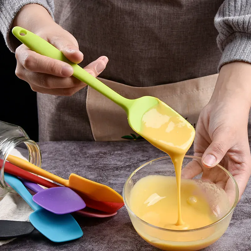Spatule Silicone 21cm Résistante à Haute Température | Non-adhésive