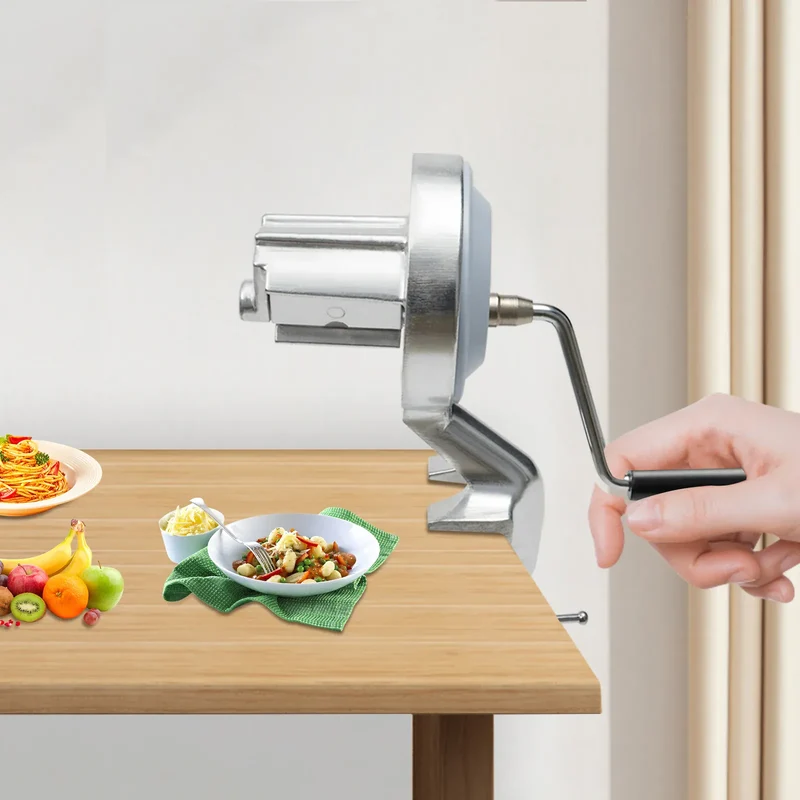 Machine à Cavatelli Manuelle en Aluminium — Serre-Joint et Manivelle Ergonomique
