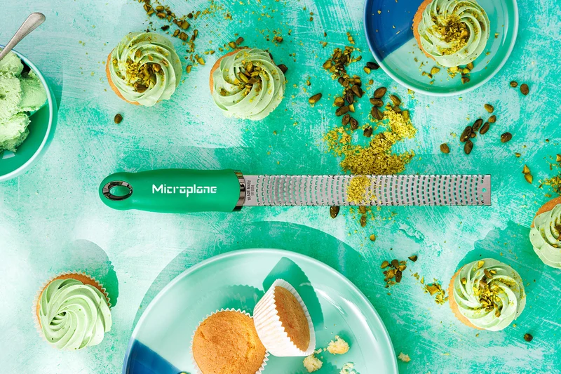 Râpe-Zesteur Microplane Premium Pop of Colour Vert Basilic - 20,3cm