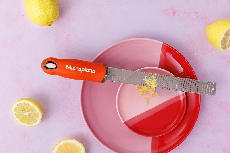 Râpe-Zesteur Microplane Premium Pop of Colour Orange Sanguine - 20,3cm