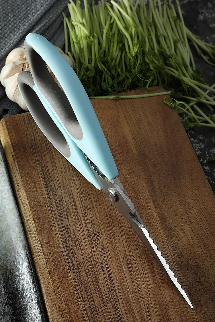Ciseaux de cuisine en acier avec fonction casse-noix