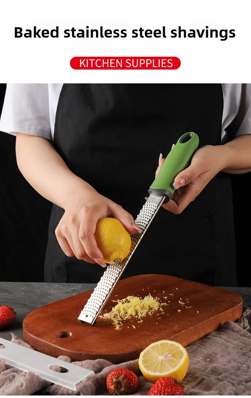 Zesteur en Inox pour Fruits et Fromage - 4 Lames Poignée Antidérapante