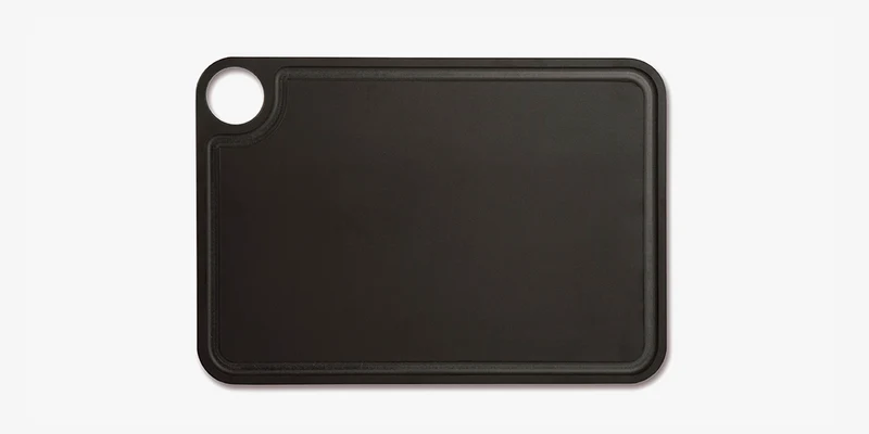 Tabla De Corte negra con canal y colgador 330 x 230 mm
