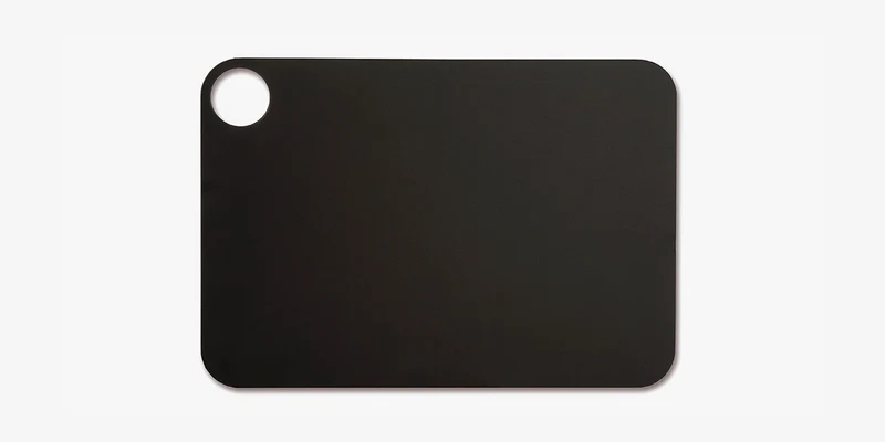 Tabla de Corte negra con colgador 330 x 230 mm