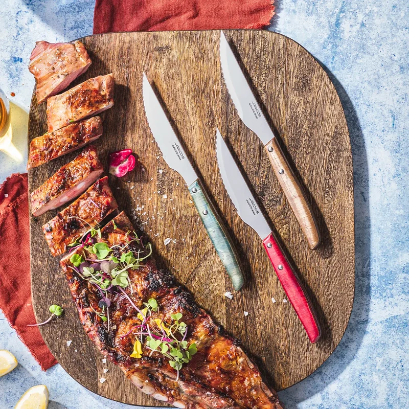 Cuchillo Chuletero Madera de Chopo Comprimida Tinte Rojo 110 mm