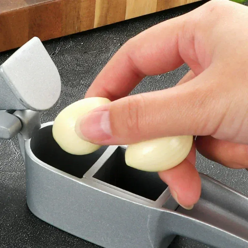 Presse-Ail Aluminium Manuel 2 en 1 avec Slicer et Mincer
