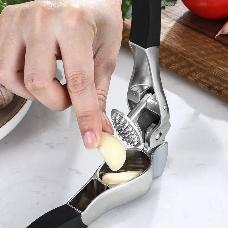 Presse-Ail Inox Manuel avec Presse-Gingembre et Eplucheur