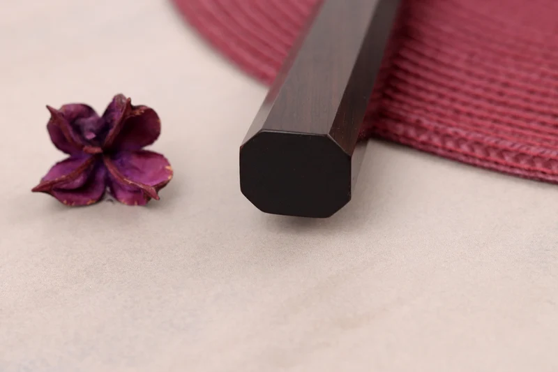 Couteau de chef 21cm japonais artisanal Hatsukokoro Ginga ATS-34 Damas ébène