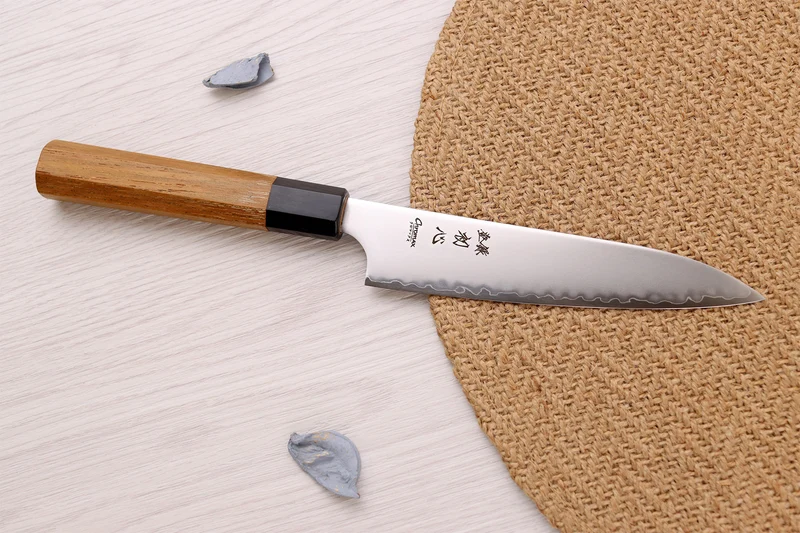 Couteau universel 14cm japonais artisanal Hatsukokoro Chromax manche en teck