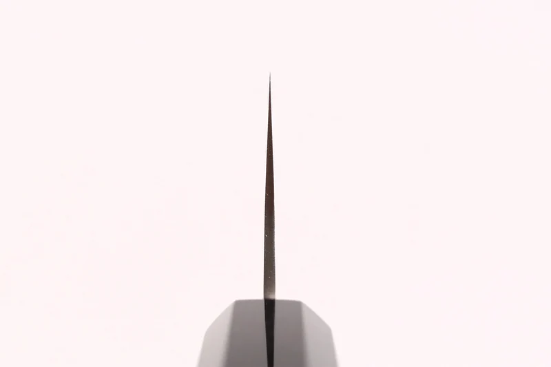 Couteau santoku 16,5cm japonais artisanal Hatsukokoro Chromax manche en teck