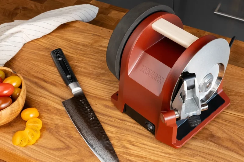 Affûteuse électrique TORMEK T-1 rouge meule diamant silencieuse