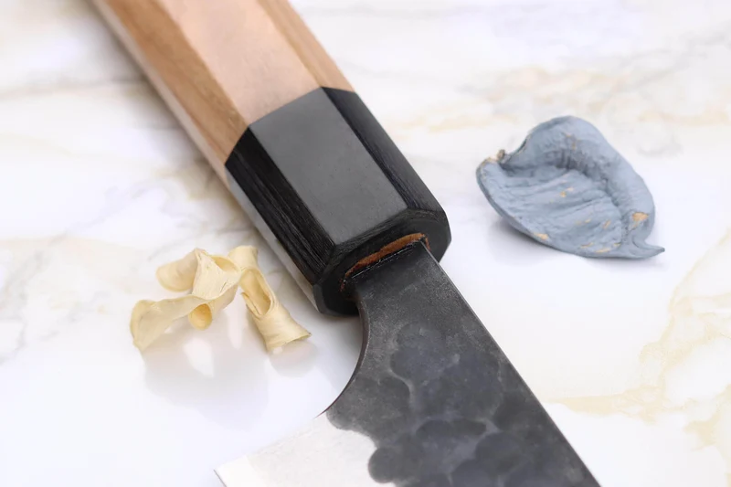 Couteau de chef japonais artisanal Masakage Koishi 18cm