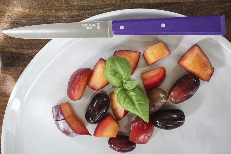 Couteau de table Opinel Bon Appétit Bois n°125 lame 11cm en inox manche en charme violine