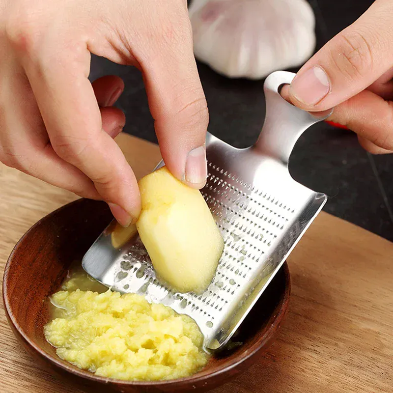 Mini Râpe à Ail pratique en Inox