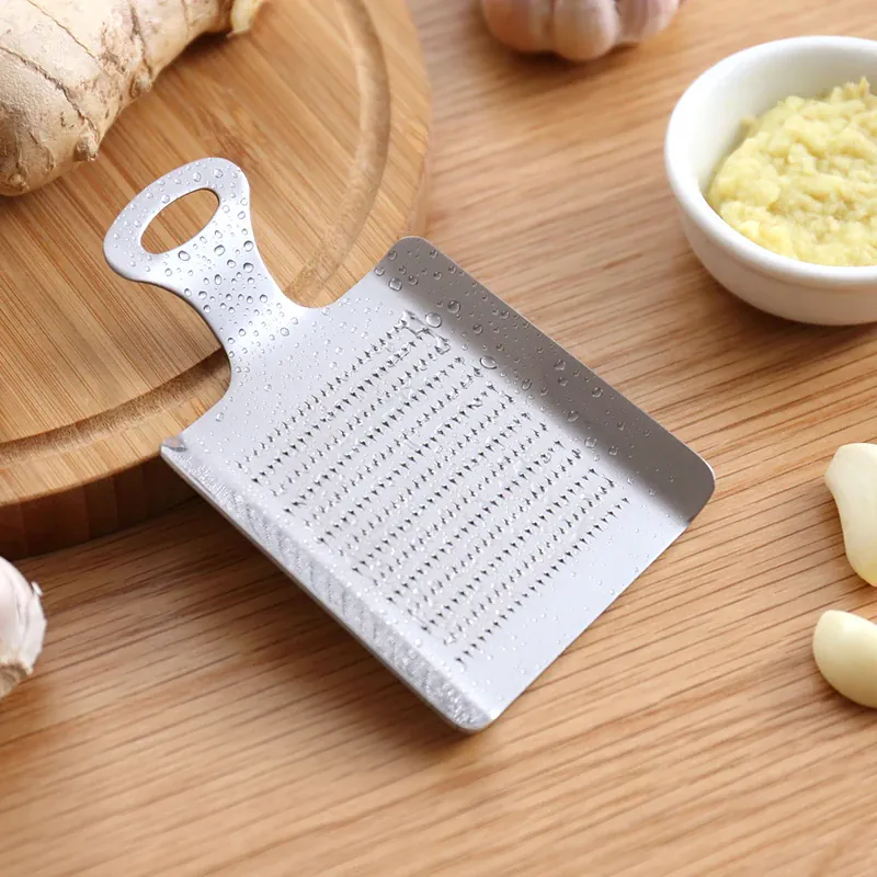 Mini Râpe à Ail pratique en Inox