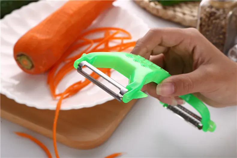 Râpe Légumes Multifonction en Acier Inoxydable