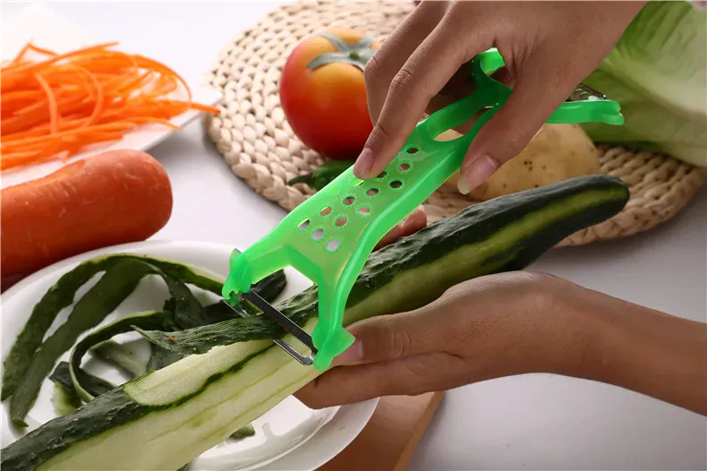 Râpe Légumes Multifonction en Acier Inoxydable