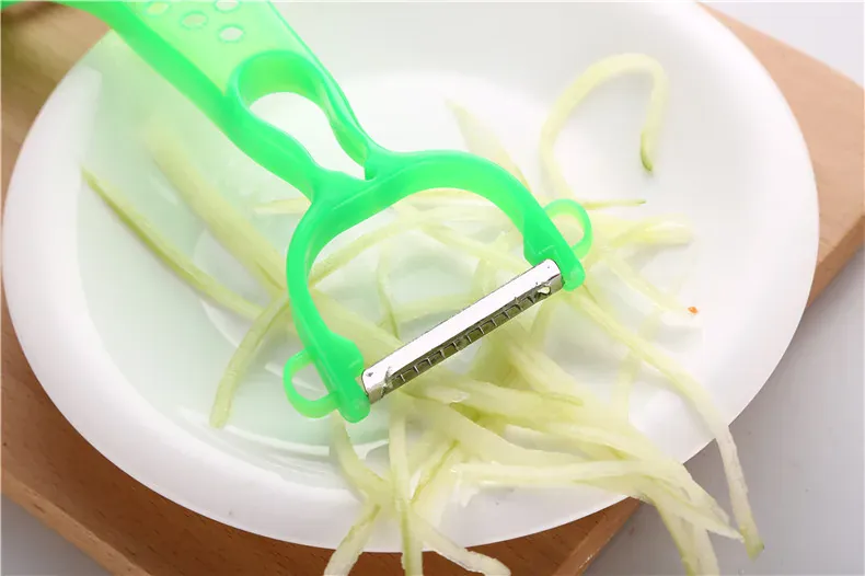 Râpe Légumes Multifonction en Acier Inoxydable