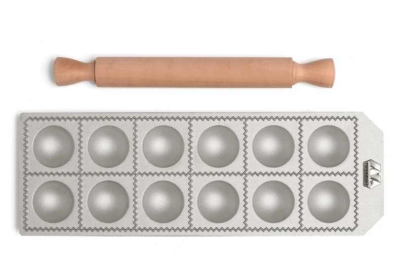 Moule à raviolis Marcato Classic 12 empreintes rondes + mini rouleau en bois