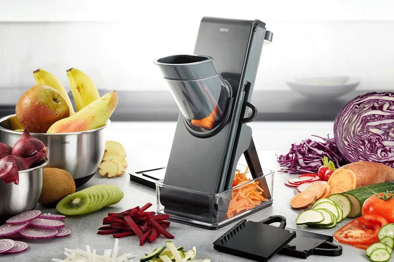Mandoline verticale Gefu Stando avec récipient de collecte et couvercle