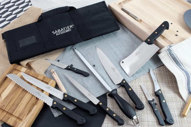 Mallette Sabatier Cuisine d'aujourd'hui 8 couteaux fabrication française + 1 fusil