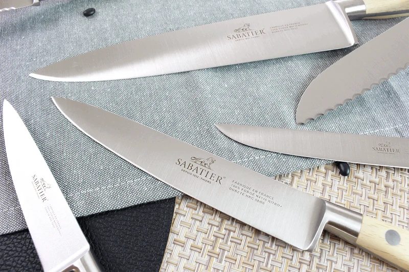 Mallette cuisine Sabatier Brocéliande 7 couteaux fabrication française + 1 fusil