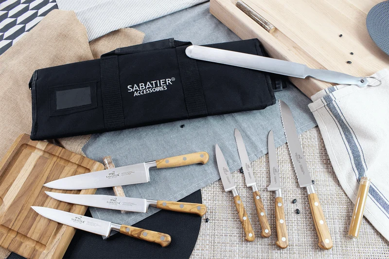 Mallette cuisinier Sabatier Provençao 7 couteaux fabrication française + 1 fusil