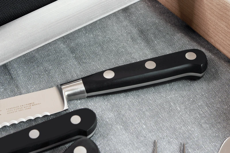 Mallette Sabatier Idéal Inox 100% forgés 7 couteaux fabrication française + 1 fourchette + 1 fusil