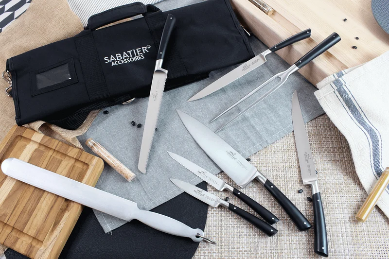 Mallette cuisinier Sabatier Edonist 6 couteaux fabrication française + 1 fourchette + 1 fusil