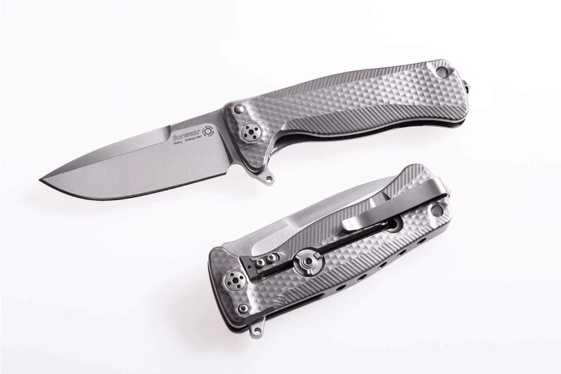 Couteau pliant LionSteel SR22 manche titanium 10cm pic brise-vitre