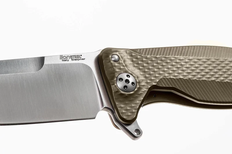 Couteau pliant LionSteel SR11 manche titanium 12cm pic brise-vitre + étui cuir