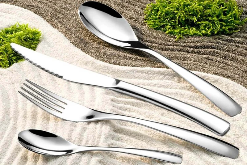 Ménagère 24 couverts de table Adagio Amefa inox 18/0