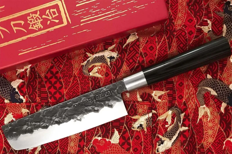 Couteau nakiri Samura Blacksmith martelé 17cm