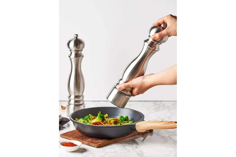 Moulin à épices manuel Peugeot Paris Specials Chef U Select en acier inox 22cm