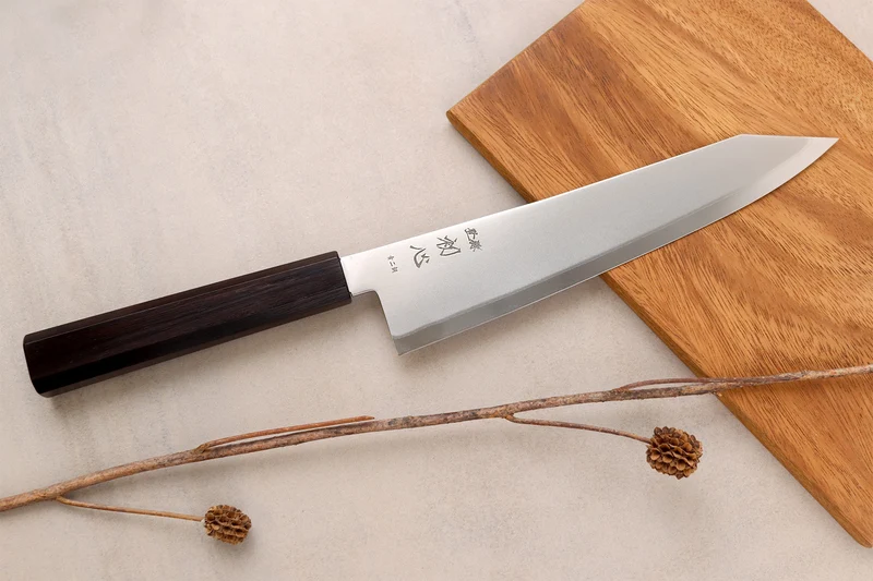Couteau de chef gyuto kiritsuke 22cm japonais artisanal Hatsukokoro Kaijin BS2 ébène