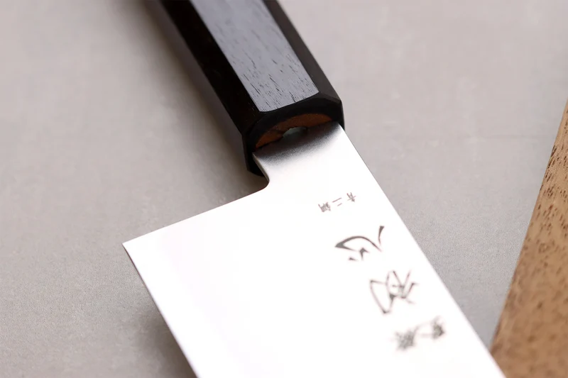 Couteau bunka 17cm japonais artisanal Hatsukokoro Kaijin BS2 ébène