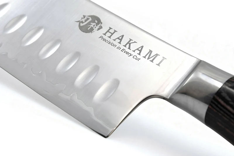 Couteau santoku alvéolé 18cm Hakami Ajisai lame San Maï manche pakkawood noir et gris